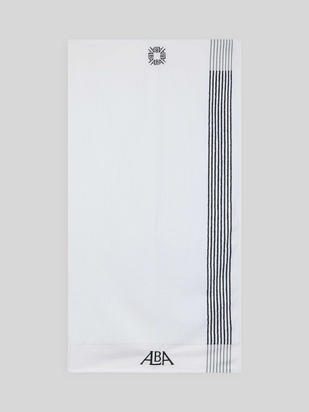 Alba Caddie Towel Detail Image